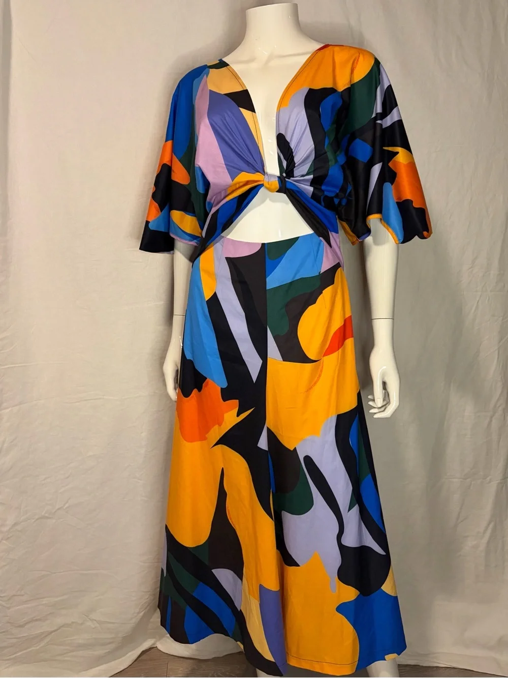 Rivir Abstract Print Midi Dress with Tie Front and Short Sleeves